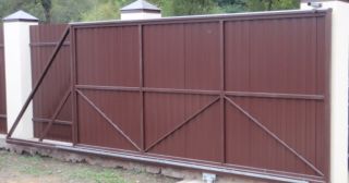 Купить откатные ворота из профнастила Старый Оскол, цена от 1783 руб.