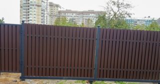 Купить распашные ворота из штакетника Старый Оскол, цена от 2780 руб.